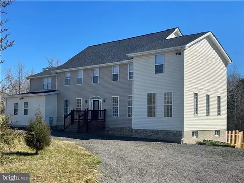 2247 Rose Mount Rd, Hustle, VA 22476