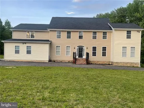 2247 Rose Mount Rd, Hustle, VA 22476 photo 2