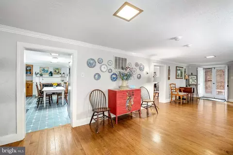 Dining - 11770 Tidewater Trl, Champlain, VA 22438 photo 6 of 12