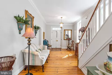 Living - 11770 Tidewater Trl, Champlain, VA 22438 photo 3 of 9