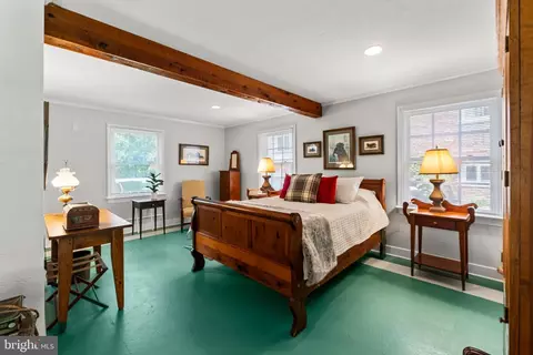 Bedroom - 11770 Tidewater Trl, Champlain, VA 22438 photo 16 of 20