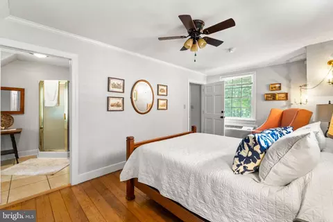 Bedroom - 11770 Tidewater Trl, Champlain, VA 22438 photo 19 of 20