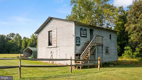 Exterior - 11770 Tidewater Trl, Champlain, VA 22438 photo 19 of 29