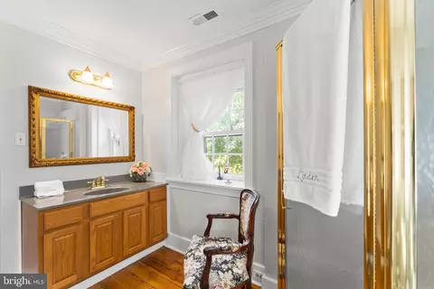 Bath - 11770 Tidewater Trl, Champlain, VA 22438 photo 3 of 5