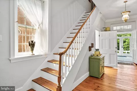 Entry Way - 11770 Tidewater Trl, Champlain, VA 22438 photo 2 of 11