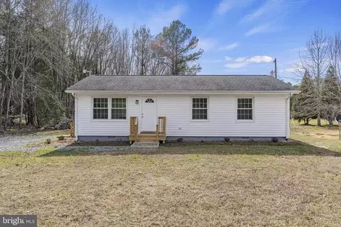 742 Montague Rd, Laneview, VA 22504