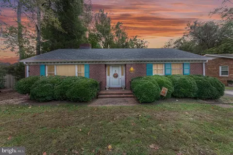 547 Faulconer Cir, Tappahannock, VA 22560
