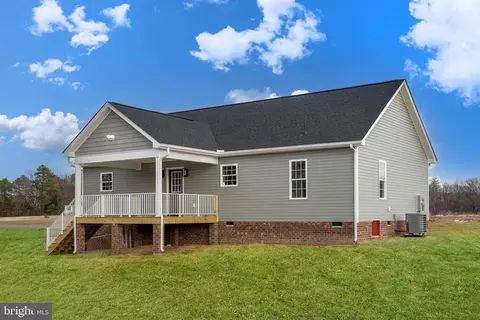 320 Lloyds Rd, Champlain, VA 22438 photo 3