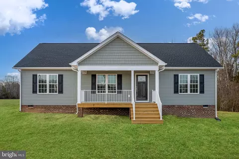 320 Lloyds Rd, Champlain, VA 22438