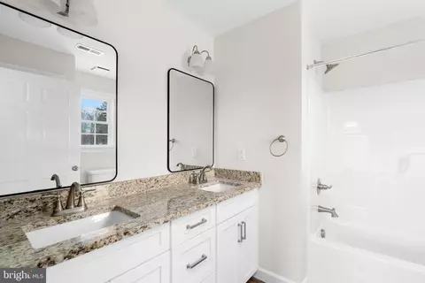 320 Lloyds Rd, Champlain, VA 22438 photo 7