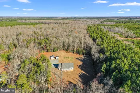5230 Sunnyside Rd, Tappahannock, VA 22560