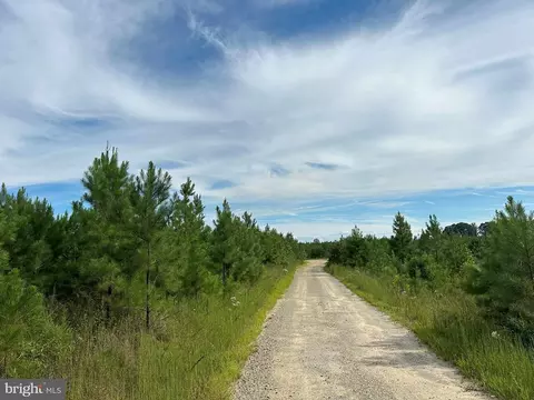 Hustle Road, Hustle, VA 22476 photo 10