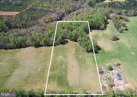 12 42 Acres Bull Neck Rd, Caret, VA 22436