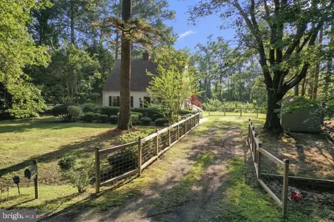 491 Maryfox Rd, Tappahannock, VA 22560