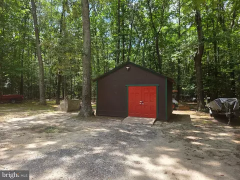 Exterior - 466 Laurel Springs Rd, Hustle, VA 22476 photo 15 of 17