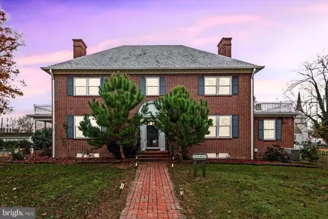 419 S Water Ln, Tappahannock, VA 22560