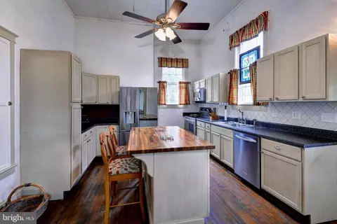 6049 Tidewater Trl, Champlain, VA 22438 photo 13