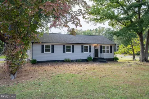 Exterior - 10558 Tidewater Trl, Champlain, VA 22438 photo 2 of 4