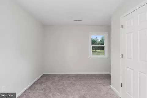 Bedroom - 10558 Tidewater Trl, Champlain, VA 22438 photo 4 of 4