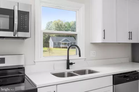 Kitchen - 10558 Tidewater Trl, Champlain, VA 22438 photo 1 of 1