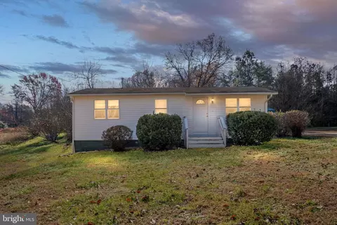 2627 Rose Mount Rd, Hustle, VA 22476 photo 3