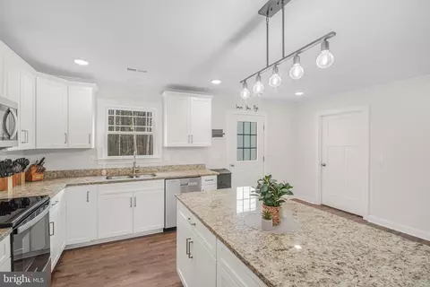 Other - 831 Rose Mount Rd, Hustle, VA 22476 photo 1 of 9
