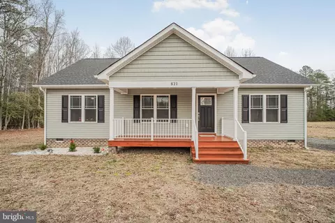 Exterior - 831 Rose Mount Rd, Hustle, VA 22476 photo 2 of 9