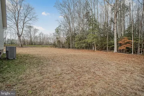 Exterior - 831 Rose Mount Rd, Hustle, VA 22476 photo 9 of 9