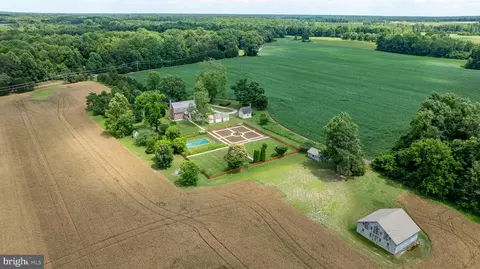 2459 Dunbrooke Rd, Tappahannock, VA 22560
