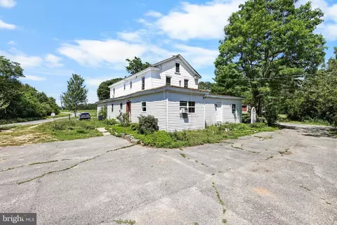3991 Dunbrooke Rd, Tappahannock, VA 22560