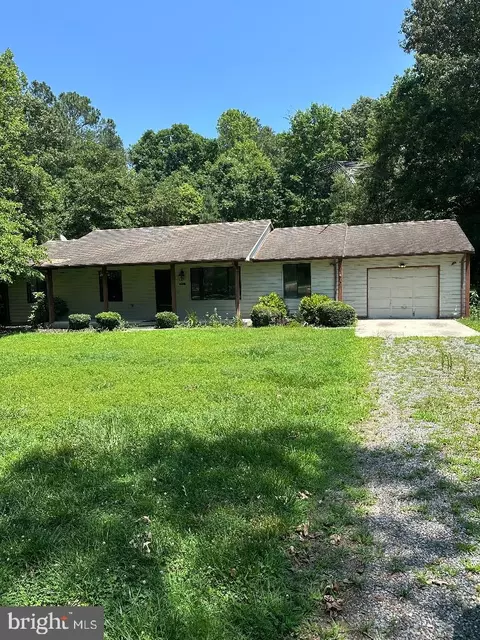 146 Apache Rd, Millers Tavern, VA 23115