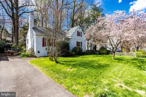 407 Jackson St, Falls Church, VA 22046