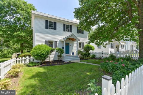 110 W Westmoreland Rd, Falls Church, VA 22046