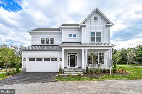 506 N West St, Falls Church, VA 22046