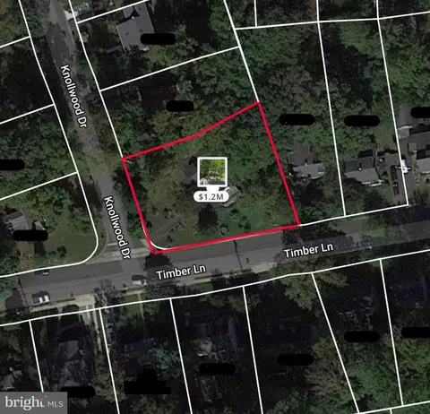 600 Knollwood Dr, Falls Church, VA 22046