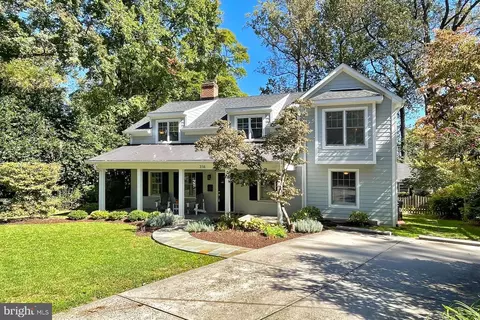 316 W Rosemary Ln, Falls Church, VA 22046