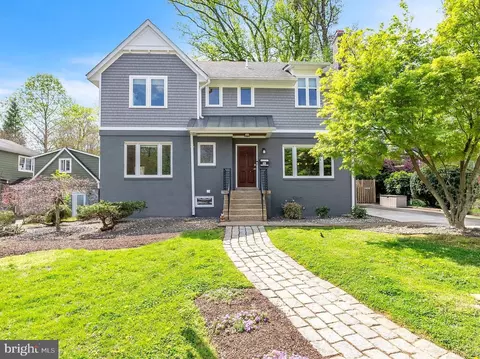 525 S Spring St, Falls Church, VA 22046