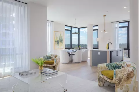 255 W Falls Station Blvd #PH1, Falls Church, VA 22046
