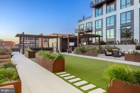 255 W Falls Station Blvd #205, Falls Church, VA 22046