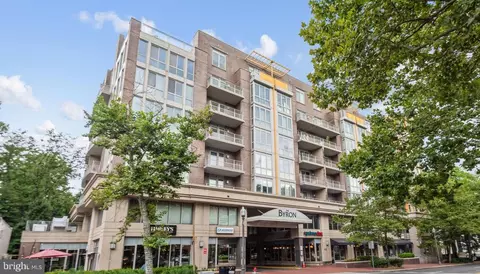 513 W Broad St #714, Falls Church, VA 22046