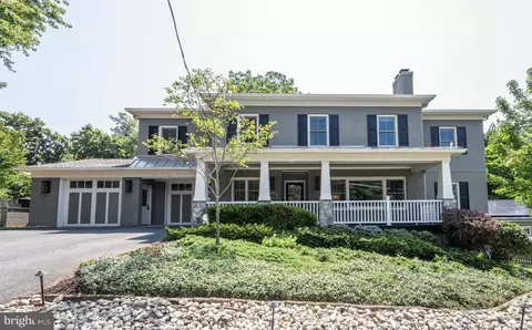 101 Cherry St S, Falls Church, VA 22046