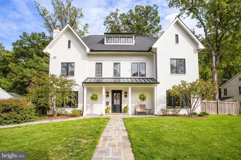 204 N Van Buren St, Falls Church, VA 22046