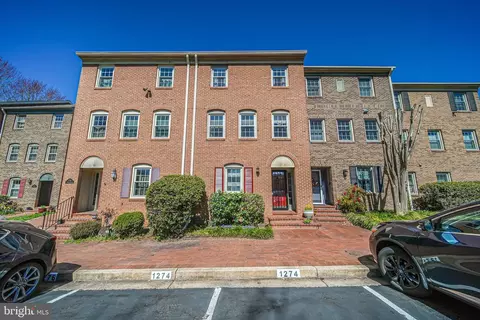 1274 S Washington St, Falls Church, VA 22046