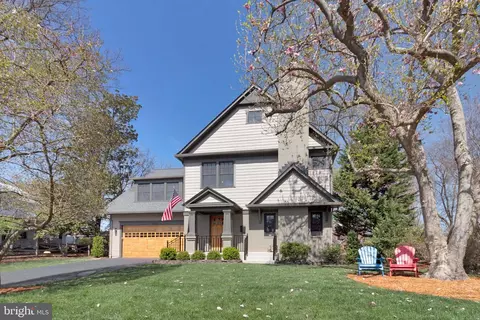 206 Patterson St, Falls Church, VA 22046