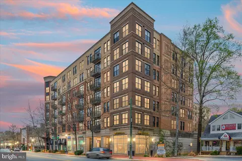 444 W Broad St #509, Falls Church, VA 22046