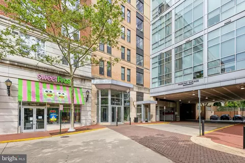 444 W Broad St #410, Falls Church, VA 22046