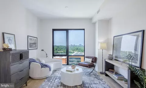 255 W Falls Station Blvd #1004, Falls Church, VA 22046