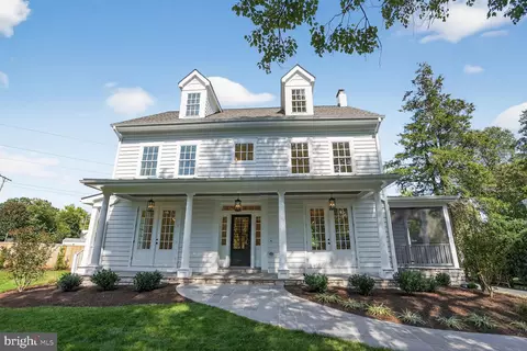 812 Fulton Ave, Falls Church, VA 22046