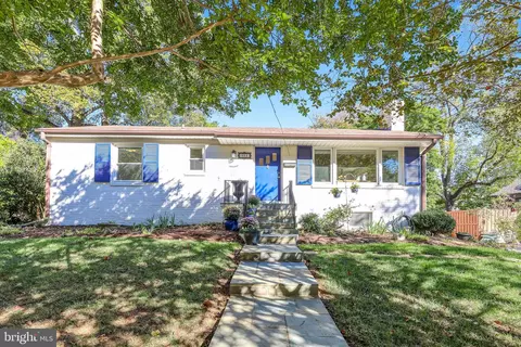 602 Randolph St, Falls Church, VA 22046