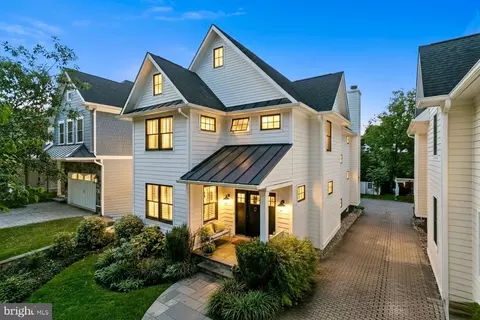 1005 A Lincoln Ave, Falls Church, VA 22046
